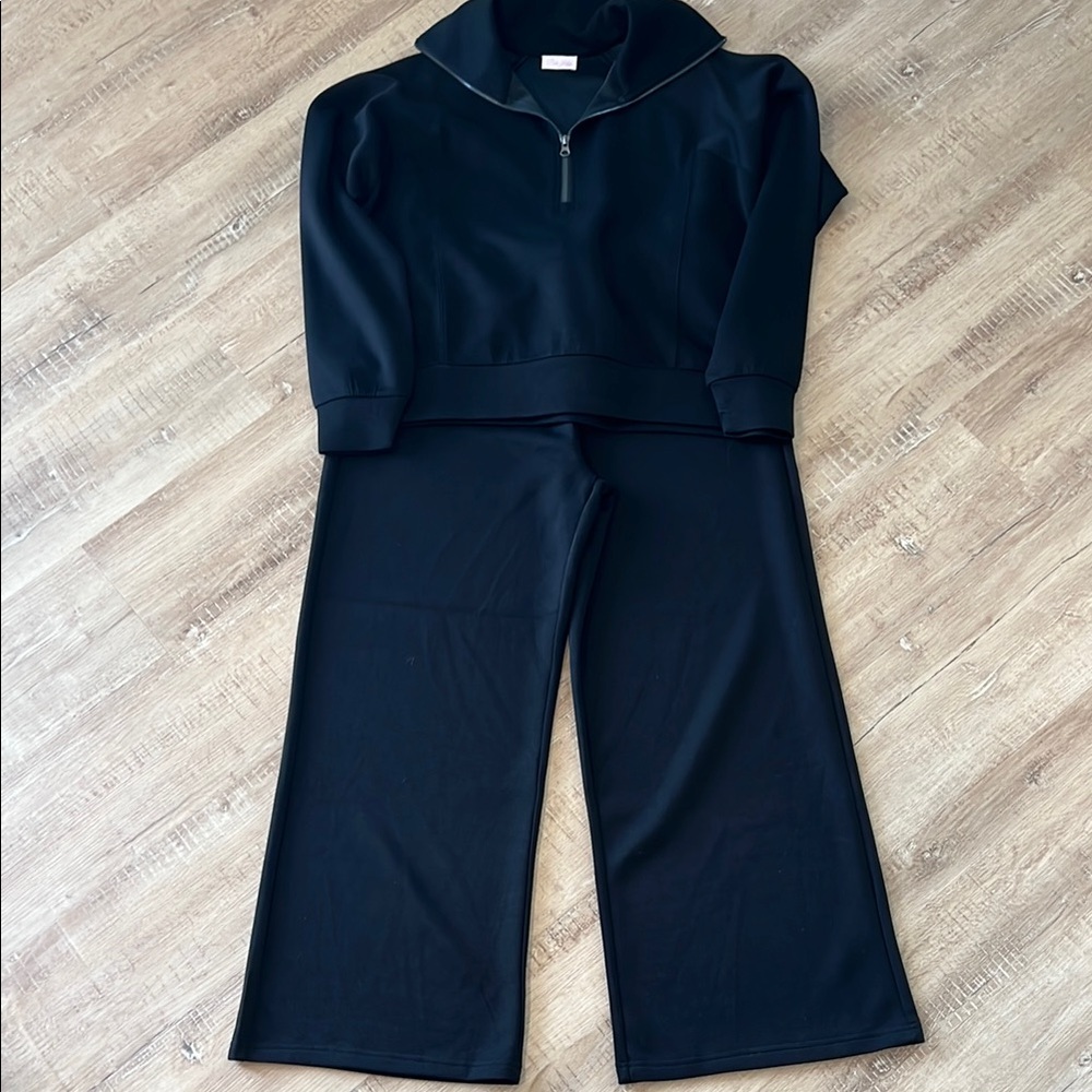 Athletic Women's Wide Leg 2-piece set